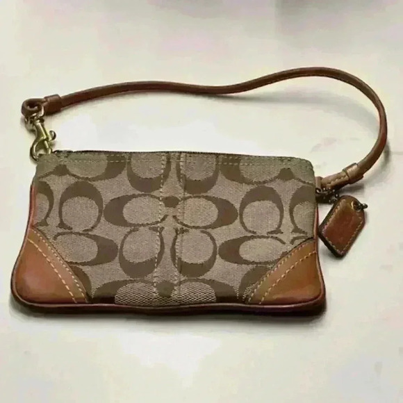 Coach Wristlet Signature Brown Jacquard with Saddle Brown Leather Trim - Picture 3 of 7